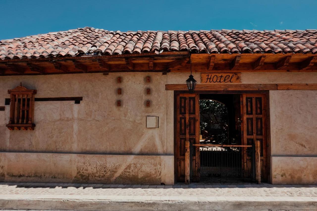 Hotel Casa De Gandhi Сан-Кристобаль-де-Ла-Касас Экстерьер фото