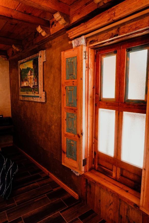 Hotel Casa De Gandhi Сан-Кристобаль-де-Ла-Касас Экстерьер фото